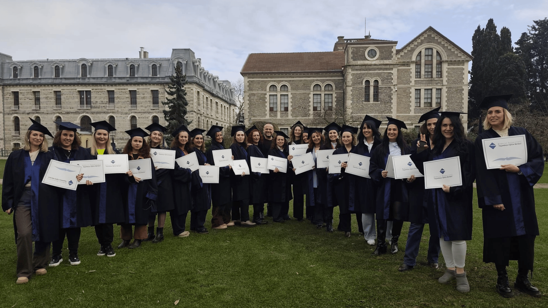 Kişisel Dönüşüm Danışmanlığı Sertifika Programı 12. Dönemini Tamamladık